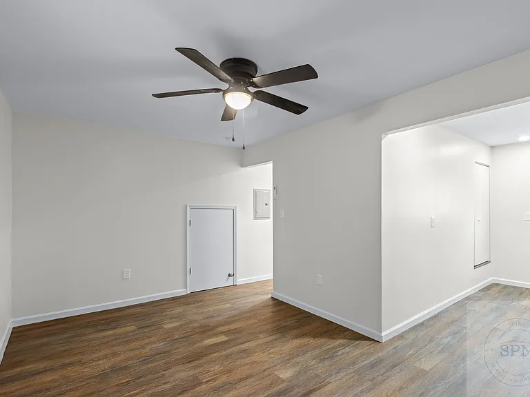 502 E Ormsby Ave #3 — Photo 4