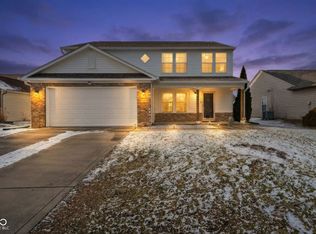 632 Hollowood Ln, Avon, IN