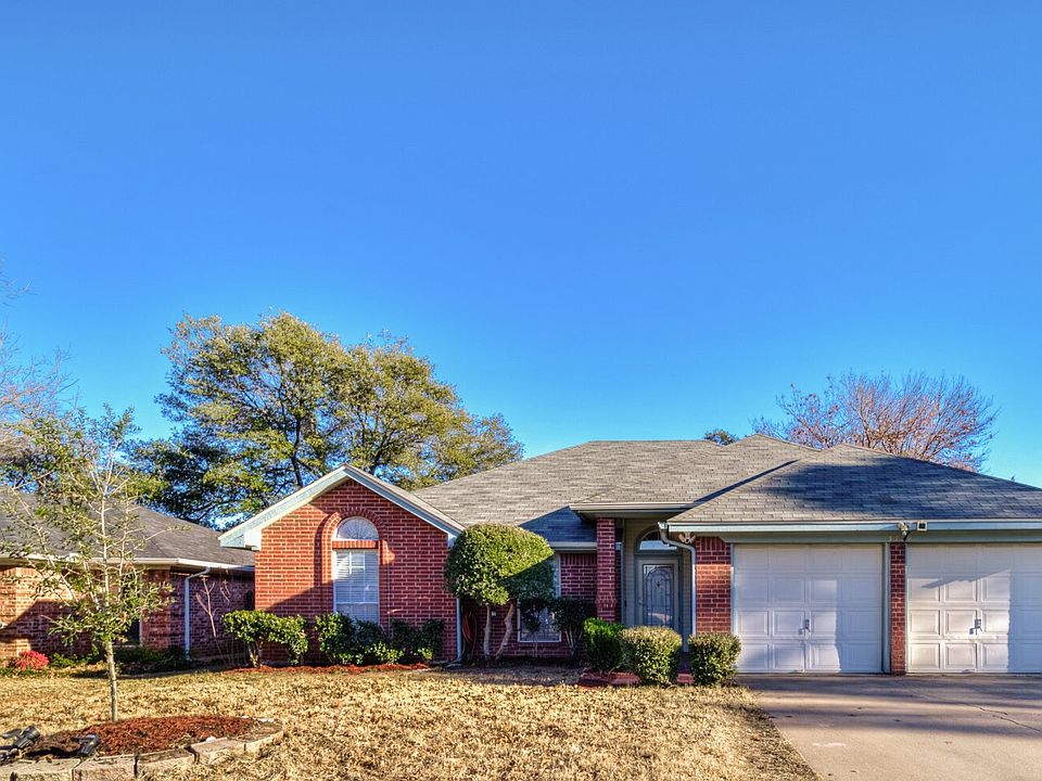 1st image of 3709 Fairhaven Dr