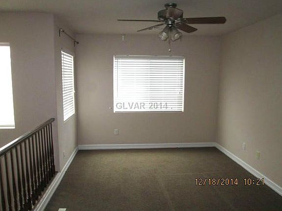 3rd image of 10674 S Bronco St