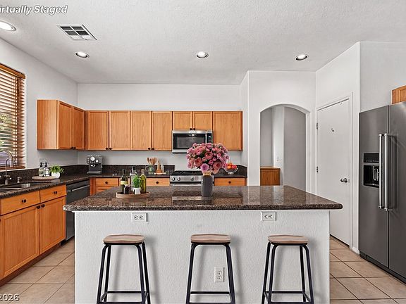 3rd image of 9040 Rendon St