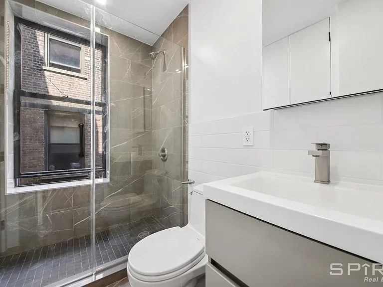 184 Claremont Ave #5S — Photo 8