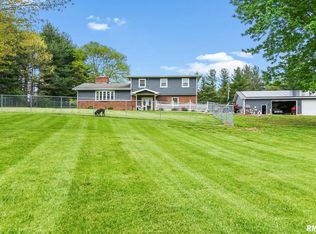 5298 S Williamsville Rd, Sherman, IL 62684