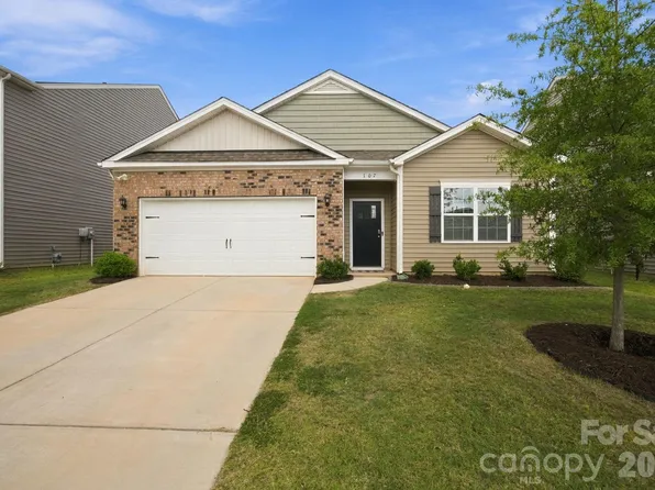 107 Meadow View Ln #217, Statesville, NC 28677