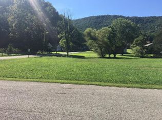 Hopeweir Ln, Jacksboro, TN 37757