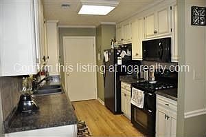 2nd image of 76 Hedgewood Ln