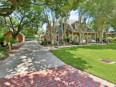1906 Lansdown Dr, Port Allen, LA, 70767