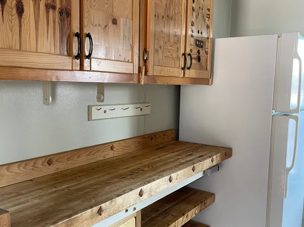 526 E 7th St #3, Duluth, MN 55805