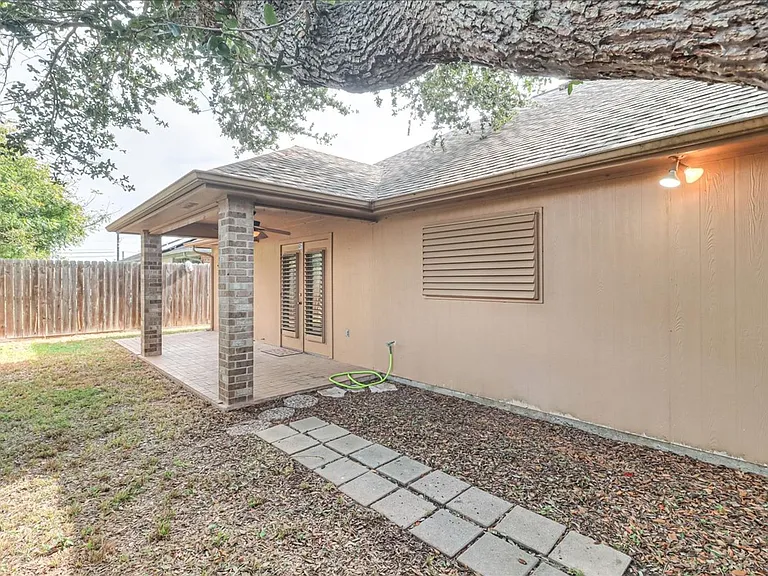 6330 Penny Ln — Photo 43
