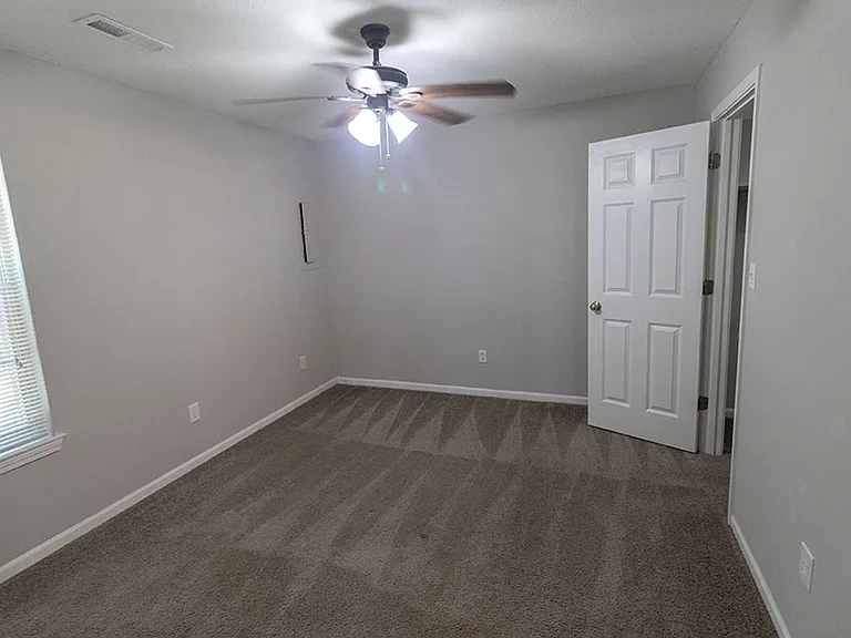 5567-5569 E Pinehurst Ln — Photo 18