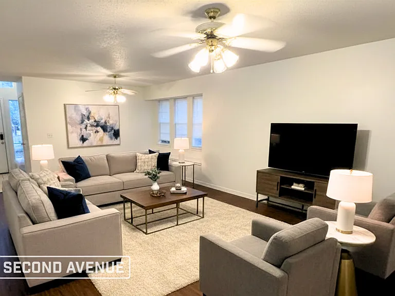 7226 Windwillow Dr — Photo 4