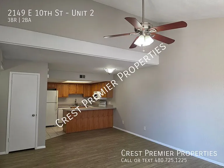 2149 E 10th St #2 — Photo 3