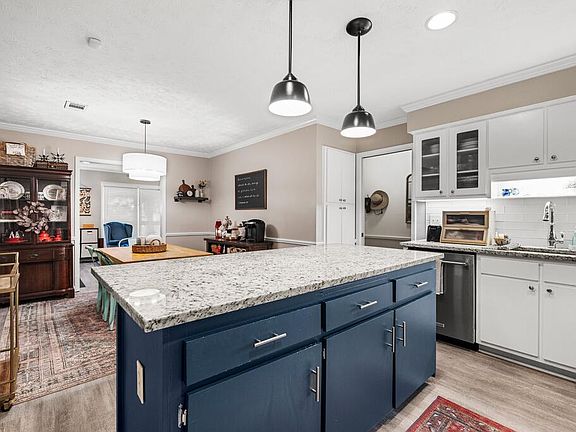 5th image of 7858 Flat Shoals Dr