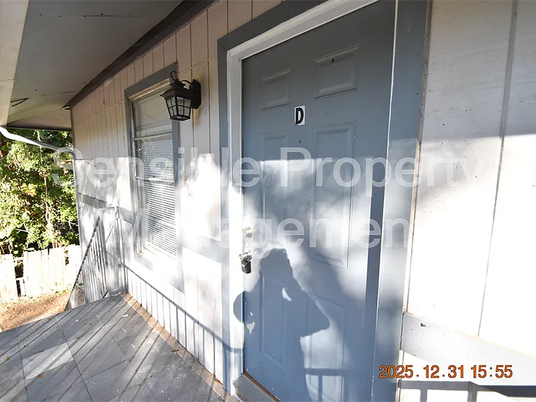 6618 N Church Ave #D — Photo 3