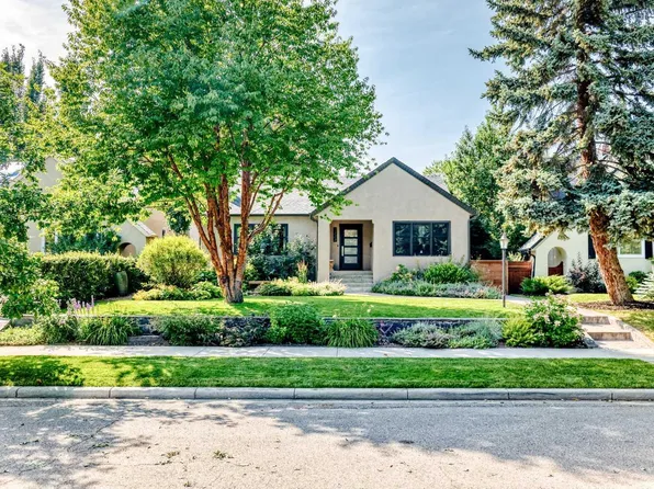 3223 2nd St SW, Calgary, AB T2S 1T5
