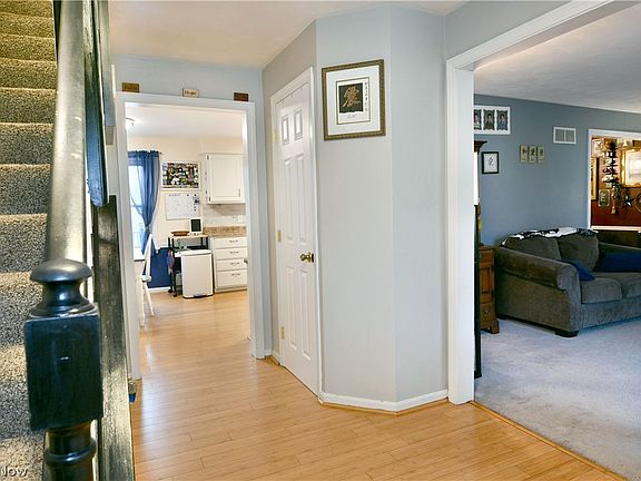 4th image of 6389 Tara Dr