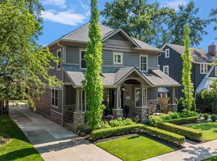 1238 Villa Rd, Birmingham, MI 48009