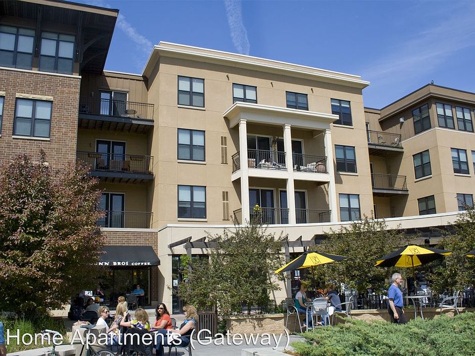 1st image of 4610 E Lake St APT 313