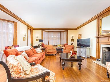 226 Grove St, Bristol, CT 06010 | Zillow