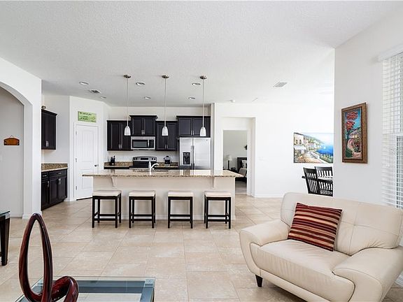 4th image of 1513 Caterpillar St