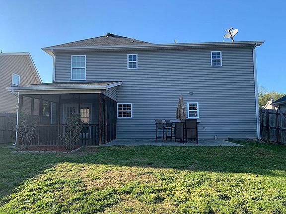 5th image of 2718 Tuberose Ln