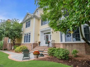 4 Molino Dr, Chatham, NJ 07928