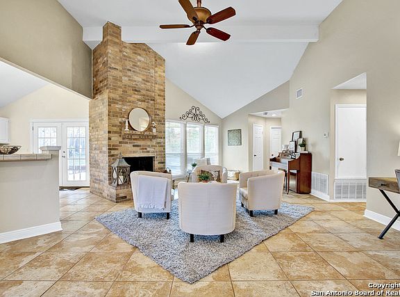 3rd image of 8751 Welles Dale Dr