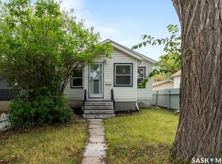 1450 Royal St, Regina, SK S4T5A3