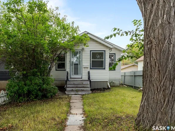 1450 Royal Street, Regina, SK S4T 5A3