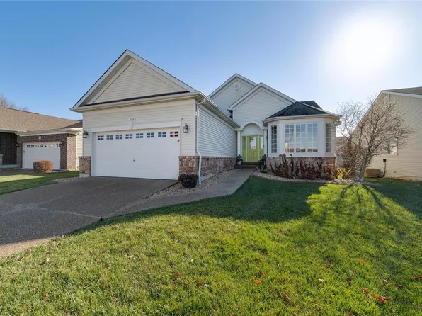 753 Ostrich Dr, Lake Saint Louis, MO 63367