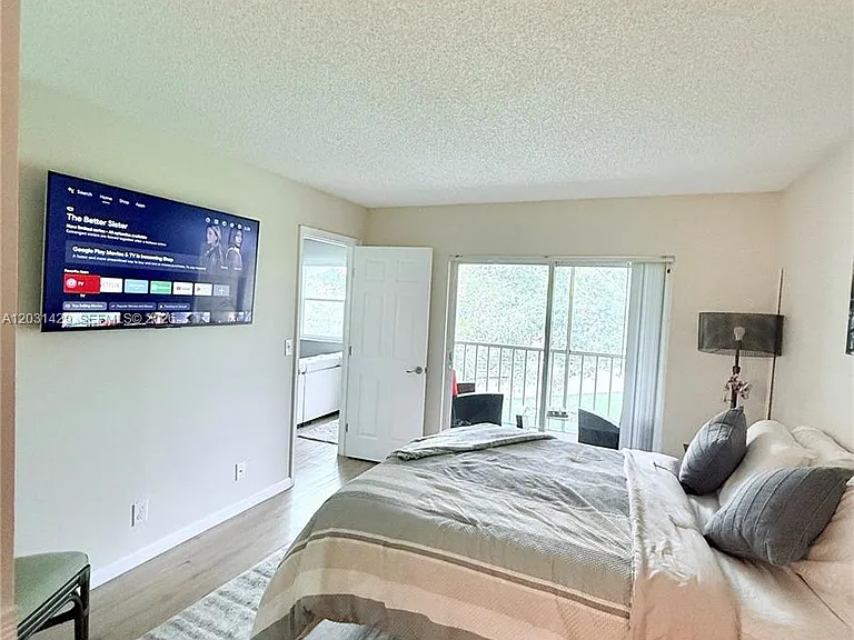 1566 SE Royal Green Cir #203 — Photo 12