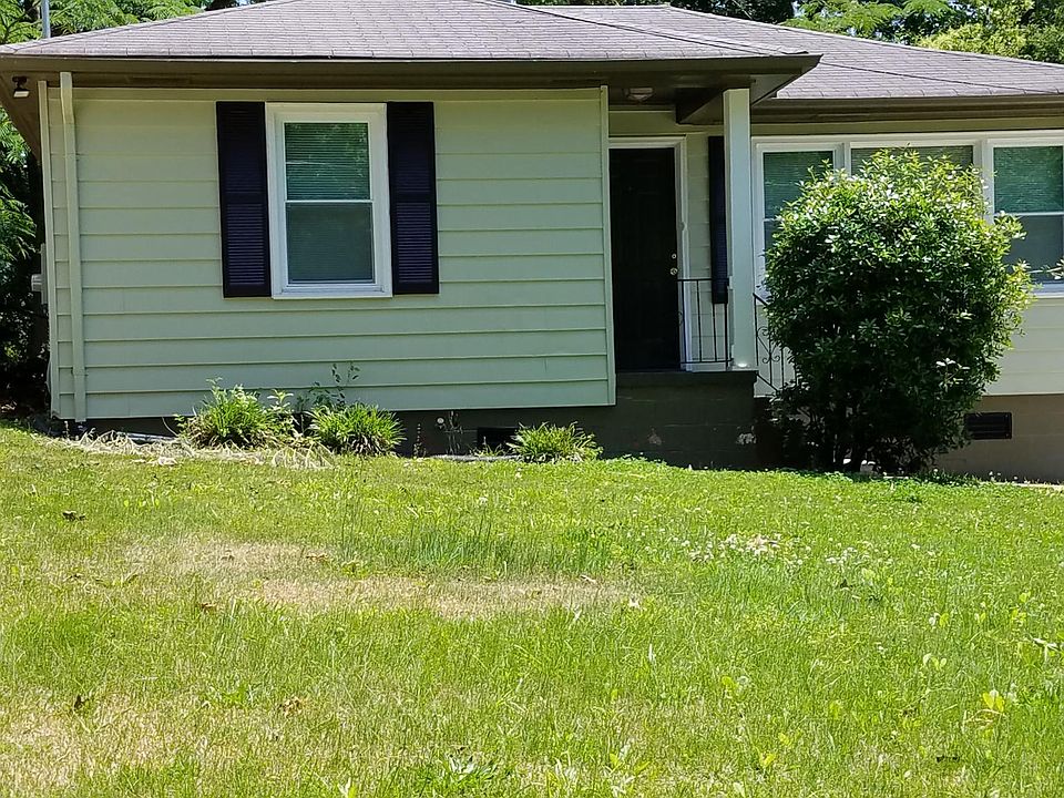 1st image of 3120 Forrest Hills Dr