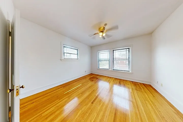 5237-5245 S. Kenwood Avenue — Photo 94