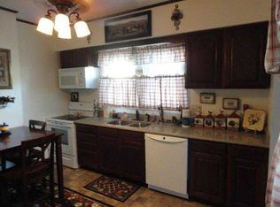 143 W Church St, Fairchance, PA 15436