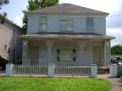 1st image of 812-814 W RUSSELL ST