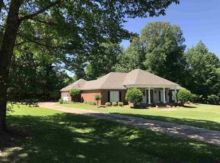 115 Falcon Ridge Dr, Raymond, MS 39154