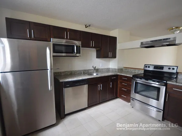 152 N Beacon St APT A2, Brighton, MA 02135