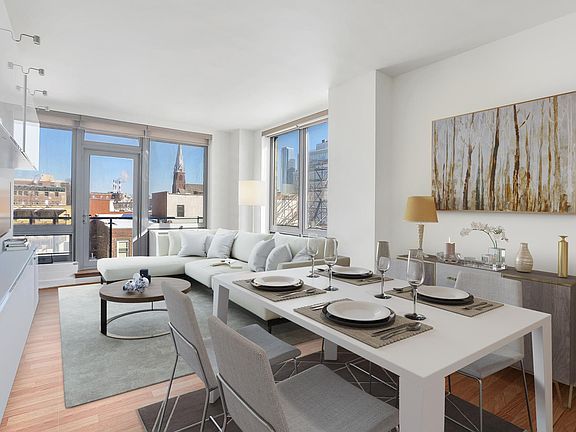 3rd image of 5-49 Borden Ave #4-B