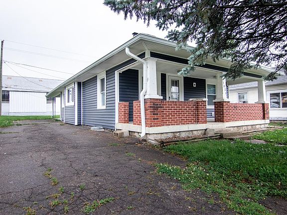 2nd image of 3929 Hoyt Ave
