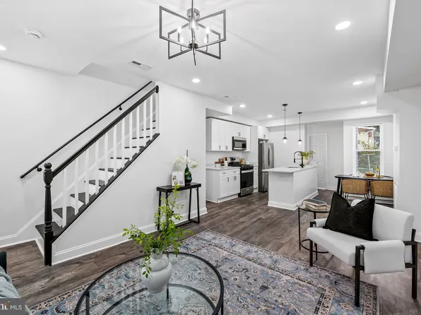 1017 Darley Ave, Baltimore, MD 21218