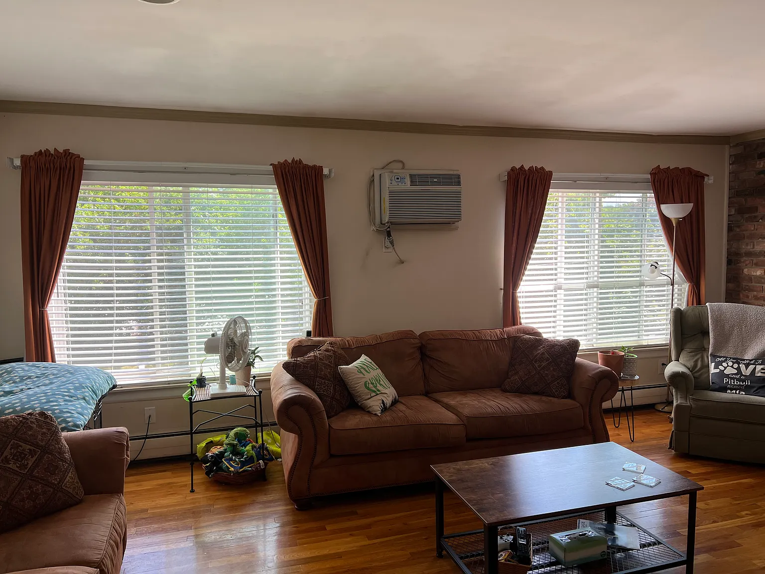 2 bed, 943 sqft, $1,385 — Photo 2