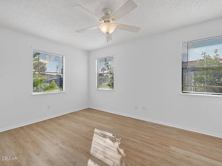 11 Oriole Cir #A — Photo 10