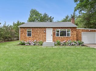 3 Cove Ave E, Sag Harbor, NY 11963