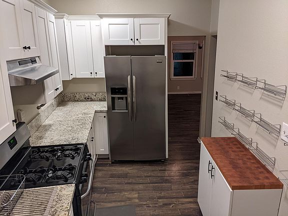 2nd image of 240 Columbia Ave