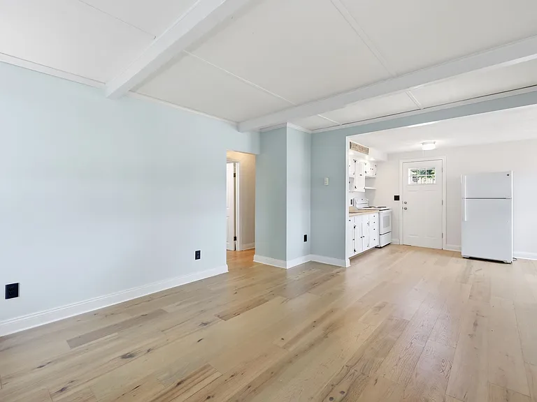 57 Lake Dr — Photo 11