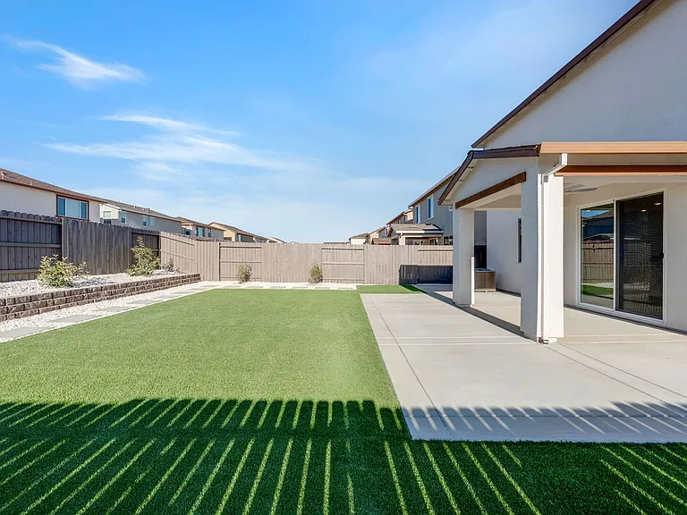 12628 Hereford Ave — Photo 47