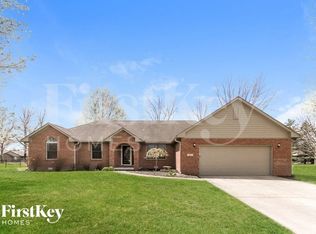 169 Meadows Ct, Pittsboro, IN 46167