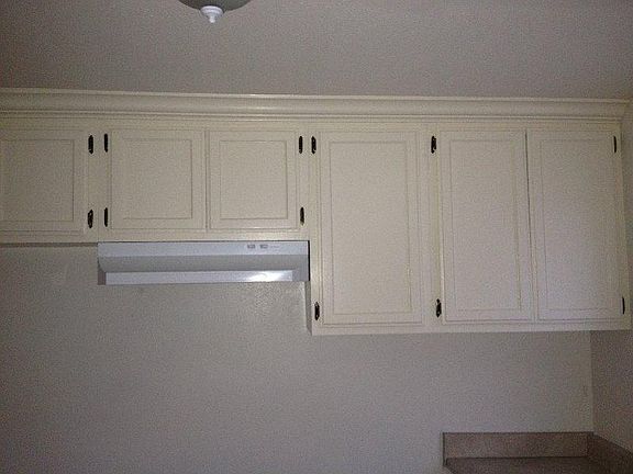 3rd image of 739 Flint Ave
