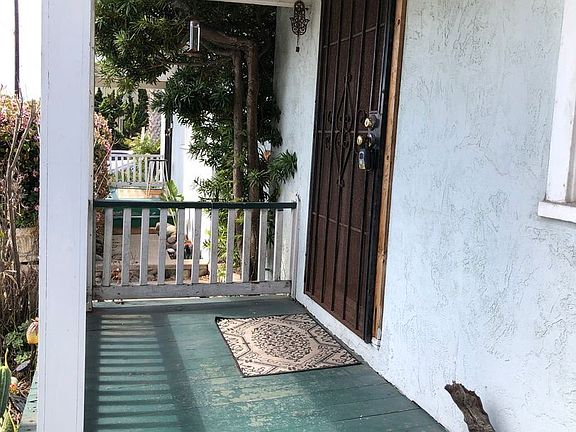 3rd image of 1550-66 Cable St #1554