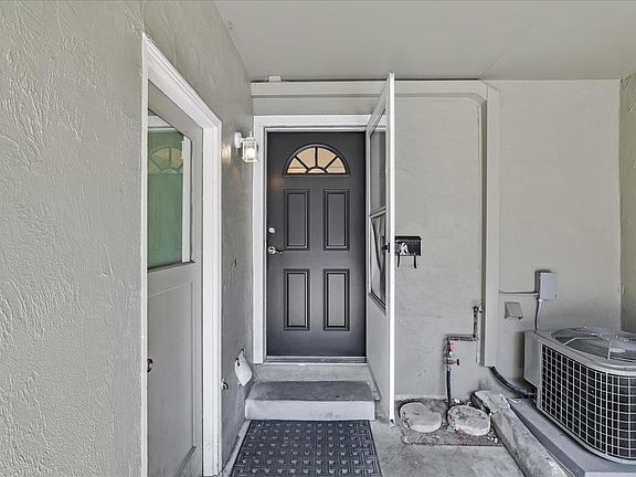 2nd image of 4641 Thimbleberry Ln